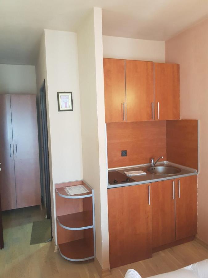 Vilaelenamarko Budva Exteriör bild
